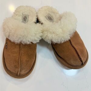 UGG size 1 Kids Brown and Cream Slippers